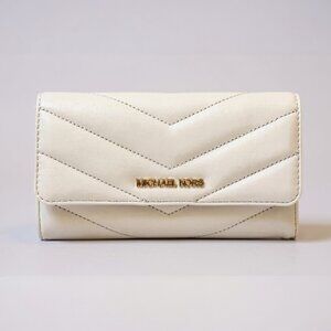 Brand New! Michael Kors Jet Set Travel Trifold Wallet Quilted Stripe Light Cream